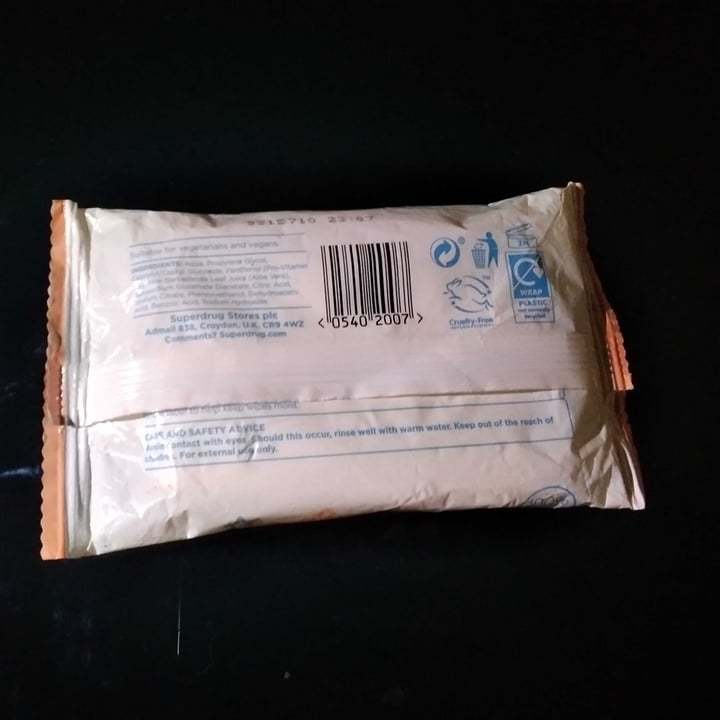 Superdrug Store plc Intimate care FEMININE CLEAN WIPES Reviews abillion