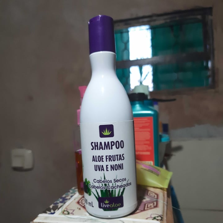 Livealoe Shampoo Aloe Frutas Uva e Noni Review abillion