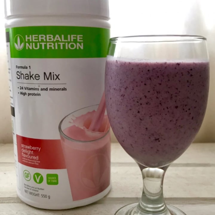 Herbalife Nutrition Formula 1- Strawberry Shake Review | abillion