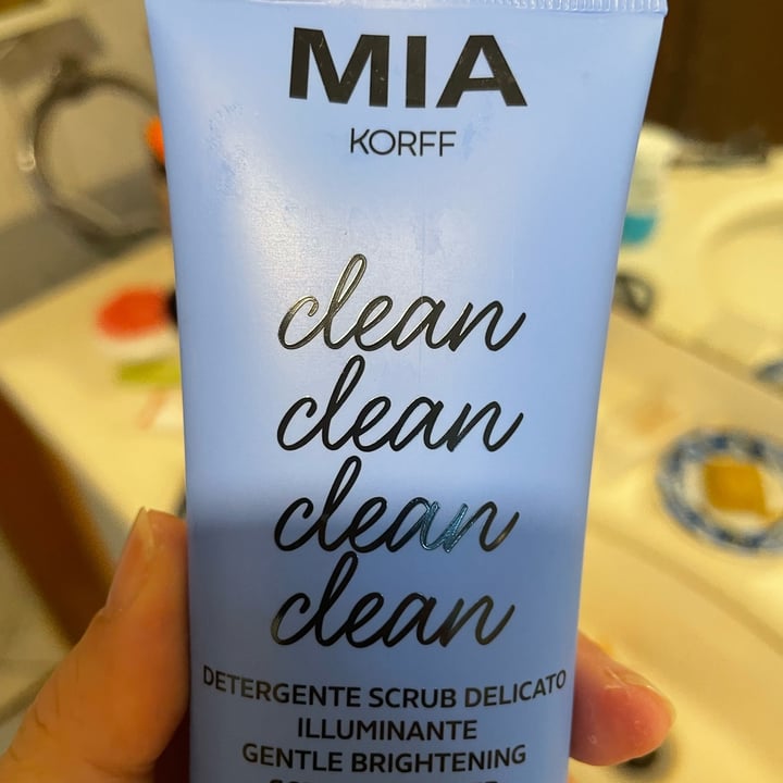 MIA Korff Detergente Scrub Delicato Review | abillion