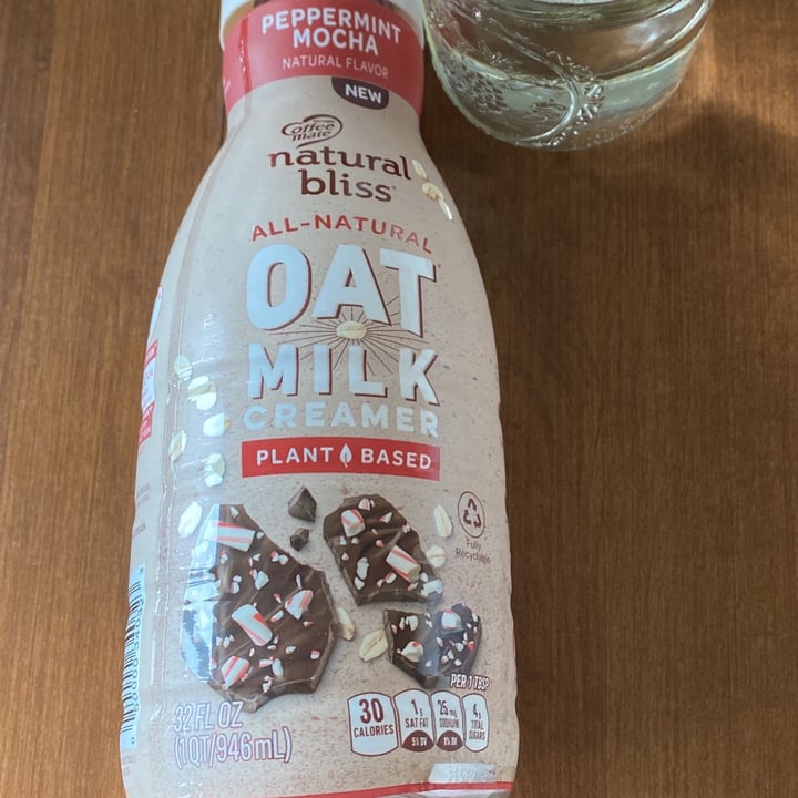 Nestlé Peppermint Mocha Oat Milk Creamer Review abillion