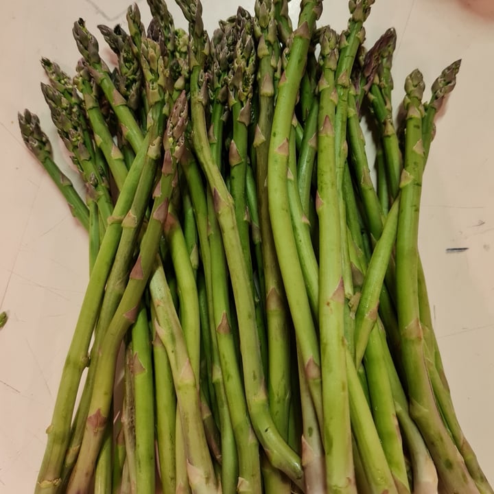 Lynnpark Food Hall Fresh Asparagus Review | abillion