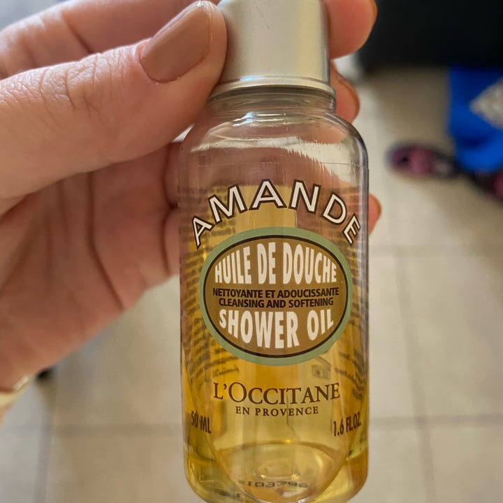 L'Occitane en Provence Amande Shower Oil Reviews abillion