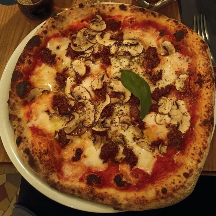 Marcus Pizze Amore Paris, France Umami pizza Review abillion