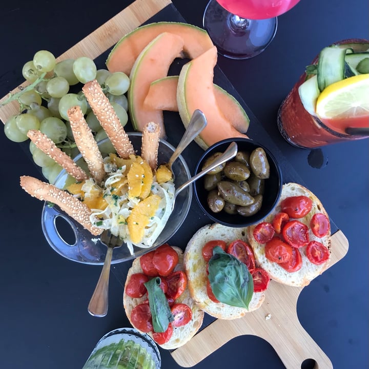 La veranda Sesto Calende, Italy Aperitivo Vegan Review abillion