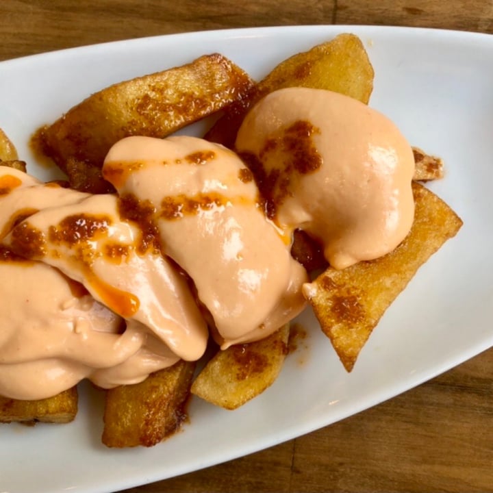 LA GOLOSA VEGAN VURGER Barcelona, Spain Vrabas Con Salsa La Golosa Y