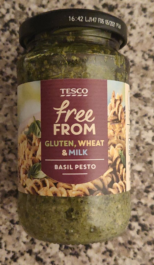 Tesco Basil Pesto Review abillion
