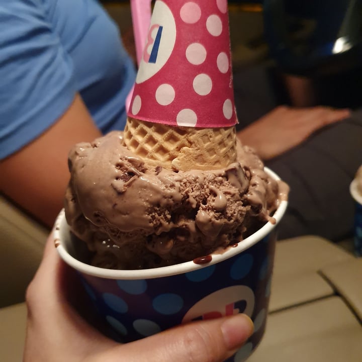 Baskin Robbins NonDairy Chocolate Extreme Review abillion