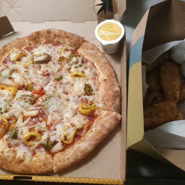 Panago Pizza Spicy hawaiian Reviews abillion