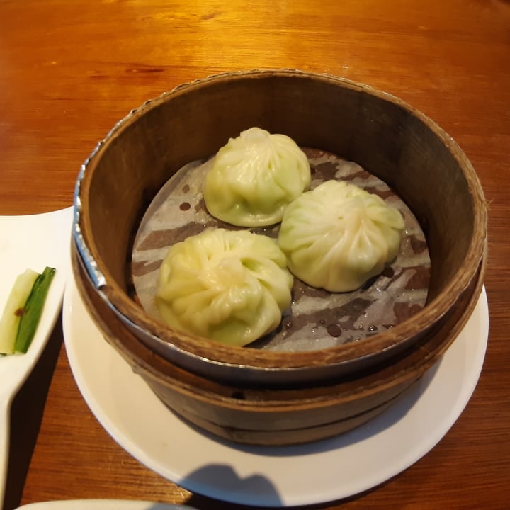 Yang Shin Vegetarian Restaurant Taiwan Loofah xiaolong bao 絲瓜小籠包 Review