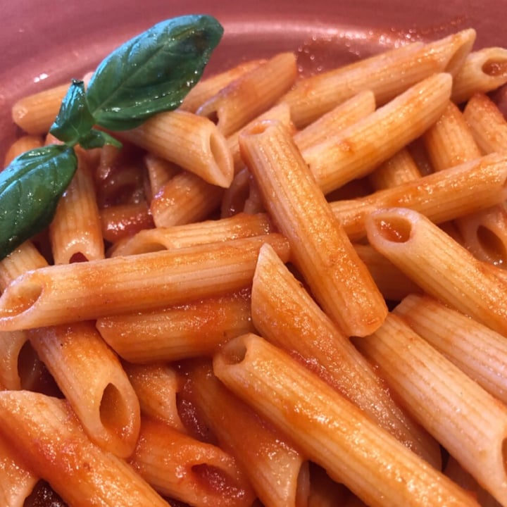 Autogrill Arda Fiorenzuola d'Arda, Italy Pasta al pomodoro Review