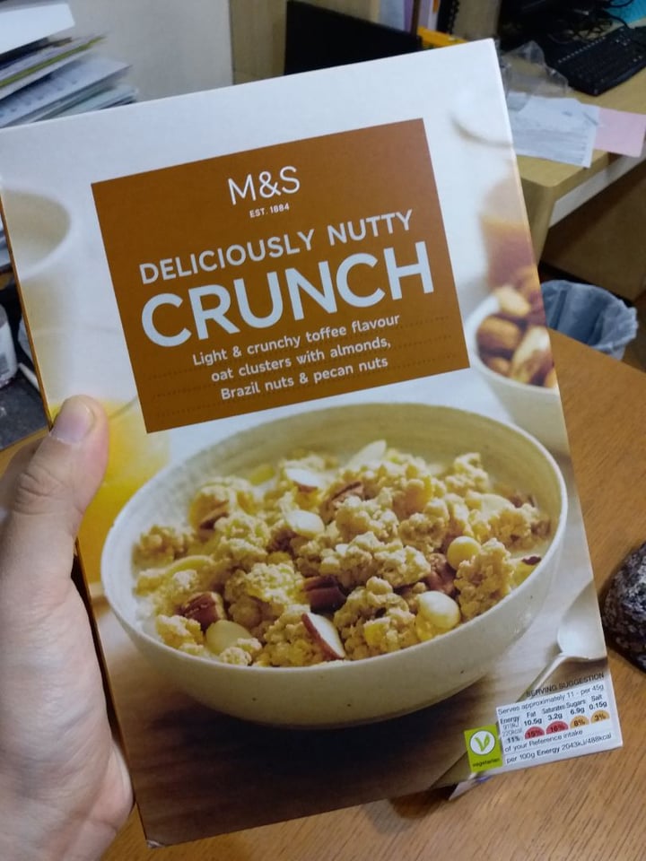Marks & Spencer Food (M&S) Deliciously Nutty Crunch Granola Reviews |  abillion