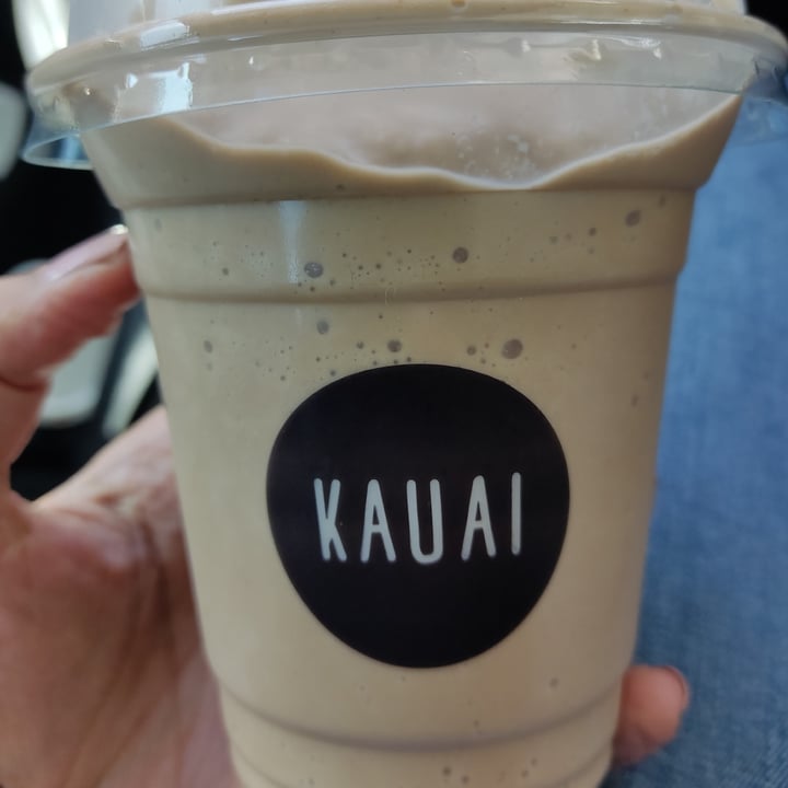 Kauai Plant Peanut Butter Bomb Smoothie Review abillion