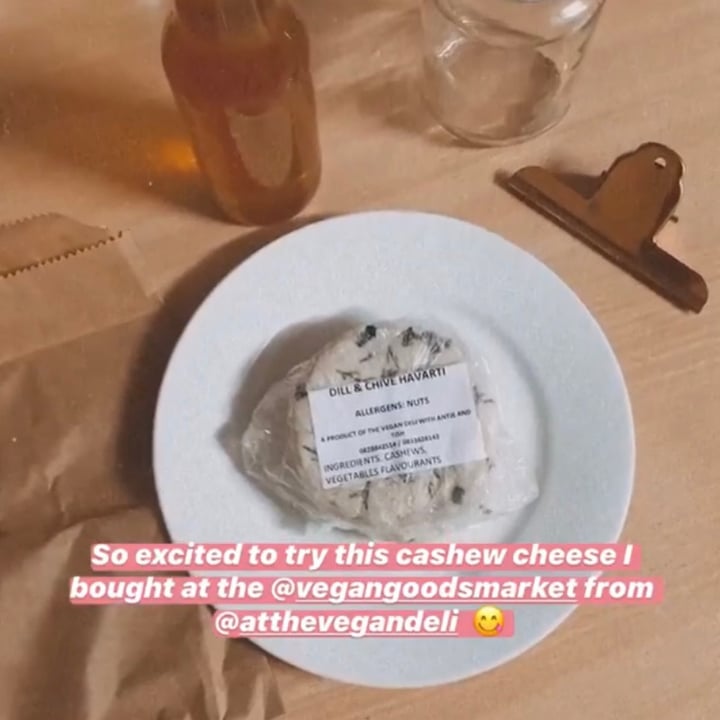 The Vegan Deli Dill and chive Havarti (Cashew cream cheese) Reviews