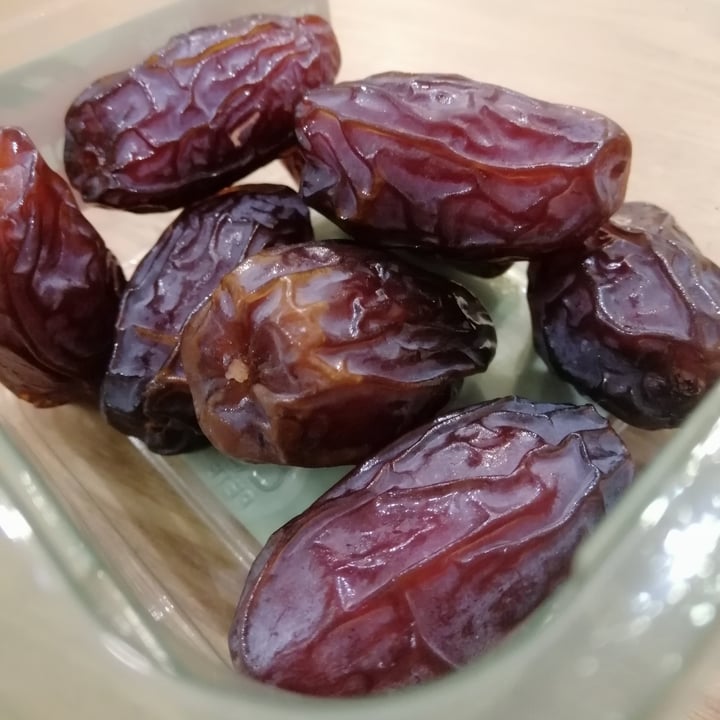 review photo of Bard Valley Natural Delights Fresh Medjool Dates shared by @moralcompassion4all on 29 Mar 2021 - review