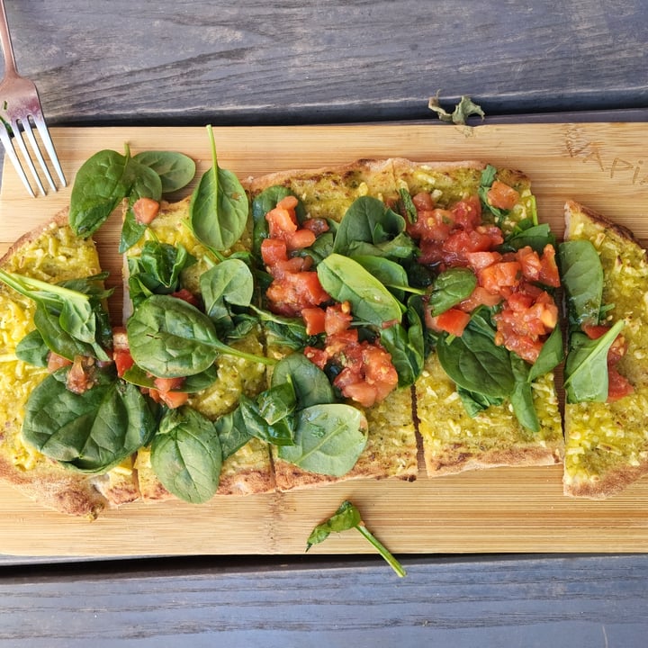 VAPIANO Pinsa with Pesto and Spinach Reviews abillion