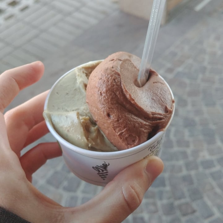 Gelateria Emé Sarcedo, Italy Gelato Banana E Cioccolato Review abillion