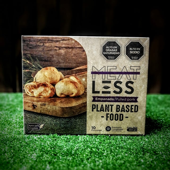 MeatLess Lovers Empanada Queso Mechada No Cerdo Review abillion