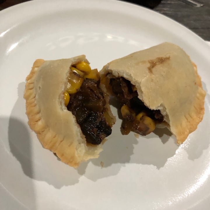 review photo of Stoned Monkey Empanada Vegana shared by @valeriarse on 27 Feb 2021 - review