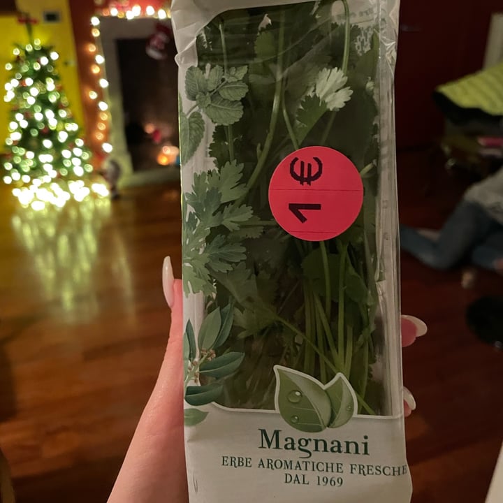 review photo of Magnani Coriandolo shared by @eatlovetravel on 12 Jan 2022 - review
