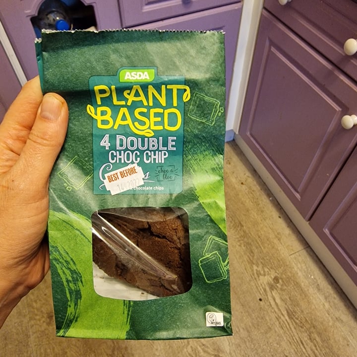Asda Plant Based 4 Double Choc Chip Cookies Review abillion