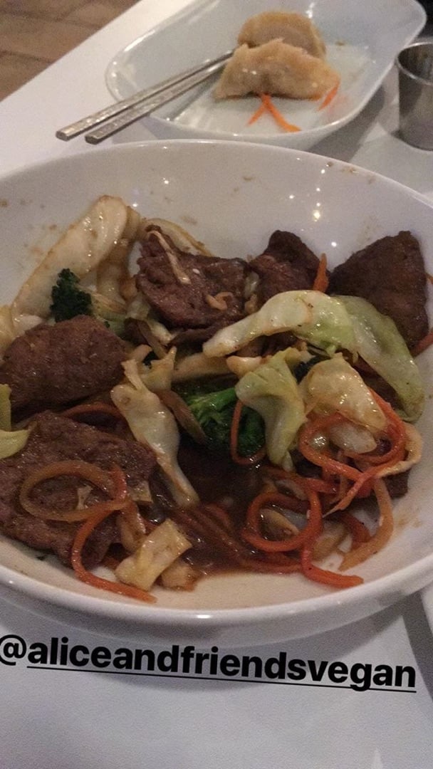 Alice & Friends' Vegan Kitchen Korean B.B.Q Reviews abillion