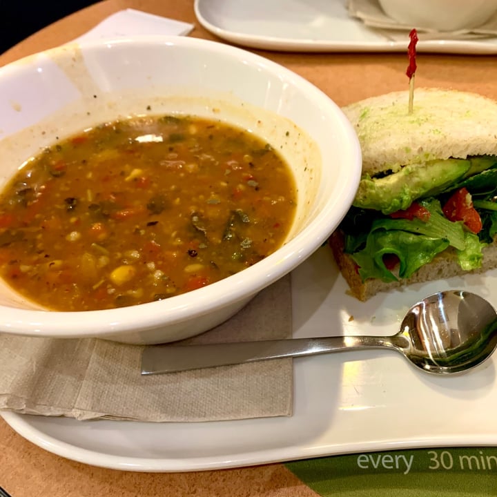 Panera Bread Two for Two (ten vegetable soup, mediterranean veggie) Reviews abillion