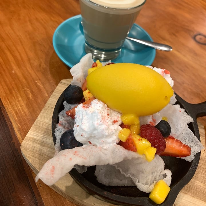Desserts By Night Springvale, Australia Vegan Special Review abillion