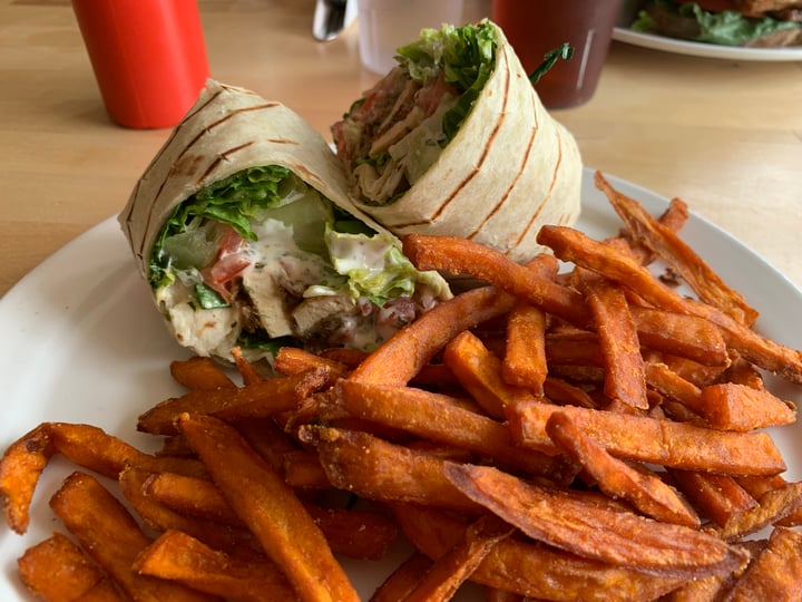 The Owlery Restaurant Bloomington, United States Ranch Chicken Wrap