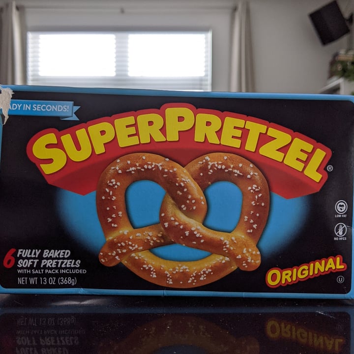 SuperPretzel Fully baked Soft Pretzels Review abillion