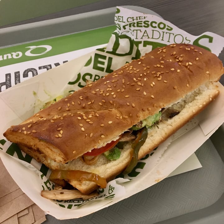 Quiznos San Francisco, San José, Costa Rica Veggie Sandwich Review