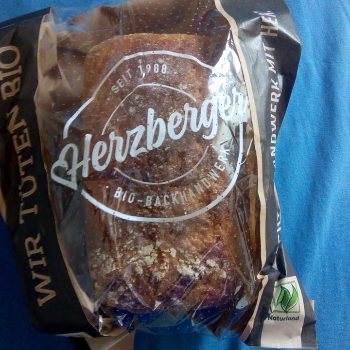 photo of Herzberger Bio Roggenmischbrot shared by @ultraviolett20 on  10 Sep 2021 - review