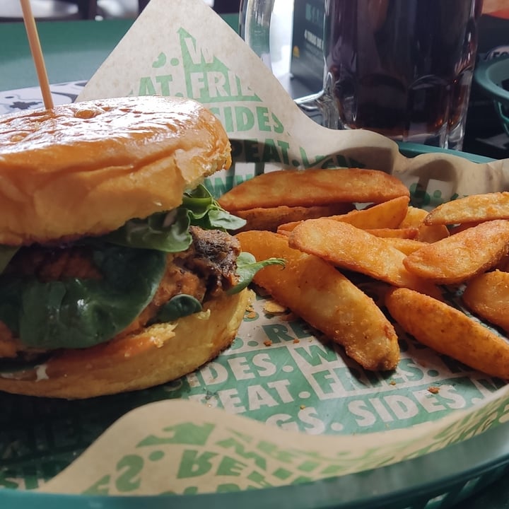 Wingstop Santa María la Ribera, Ciudad de México, Mexico Crispy