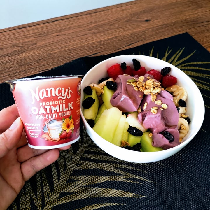 Nancy's Yogurt Probiotic Oatmilk NonDairy Yogurt Strawberry Hibiscus Reviews abillion