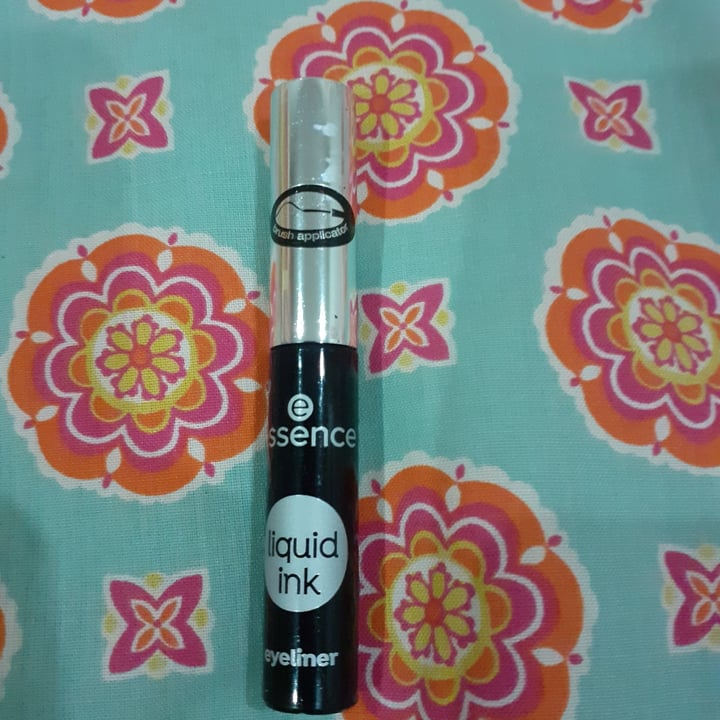 essence cosmetics Liquid ink eyeliner Review abillion