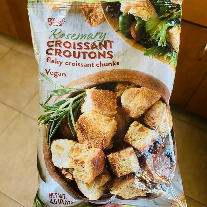 Trader Joe's Rosemary Croissant Croutons Review abillion