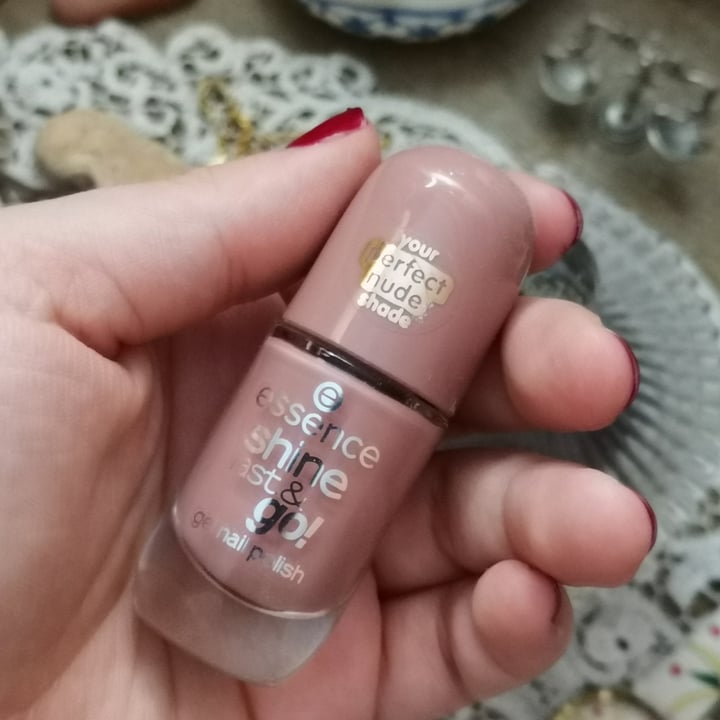 Essence nails polish shine last & go Review abillion