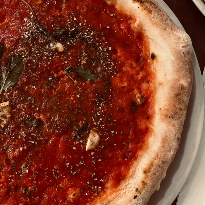 Insolito Cucina & Pizzeria Pizza Marinara Reviews abillion