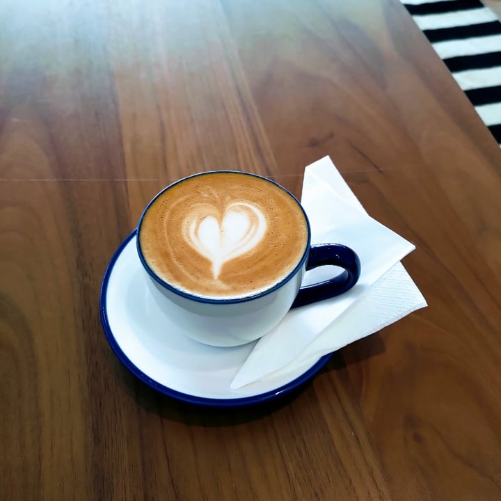 The Warung Common Ground Pulau Tikus, Town, Malaysia White Coffee Review abillion