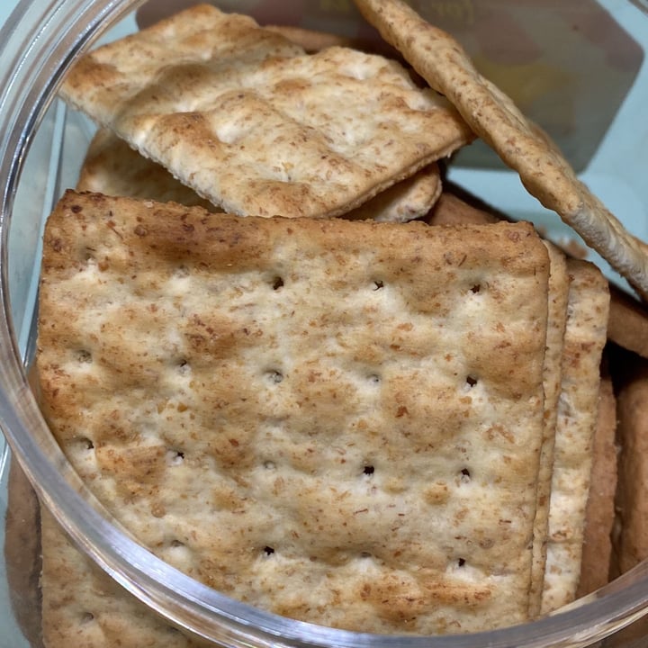 Jacob's HiFibre LowSodium Crackers Review abillion