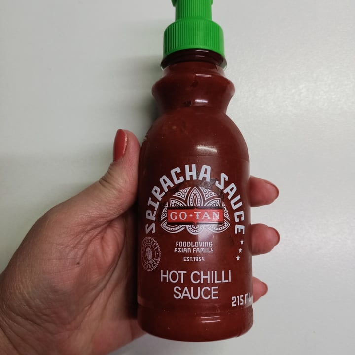 Go Tan Sriracha Hot Chili Sauce Review | abillion