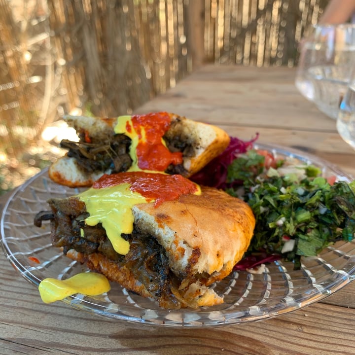 Sumsumiya Mushroom and onion with pita Reviews abillion