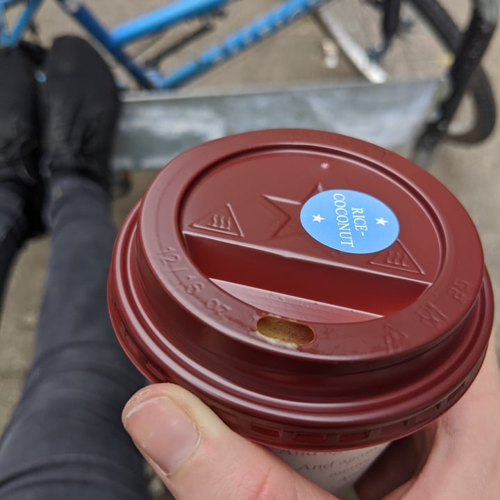 Pret A Manger Rice Coconut Turmeric Latte Reviews abillion