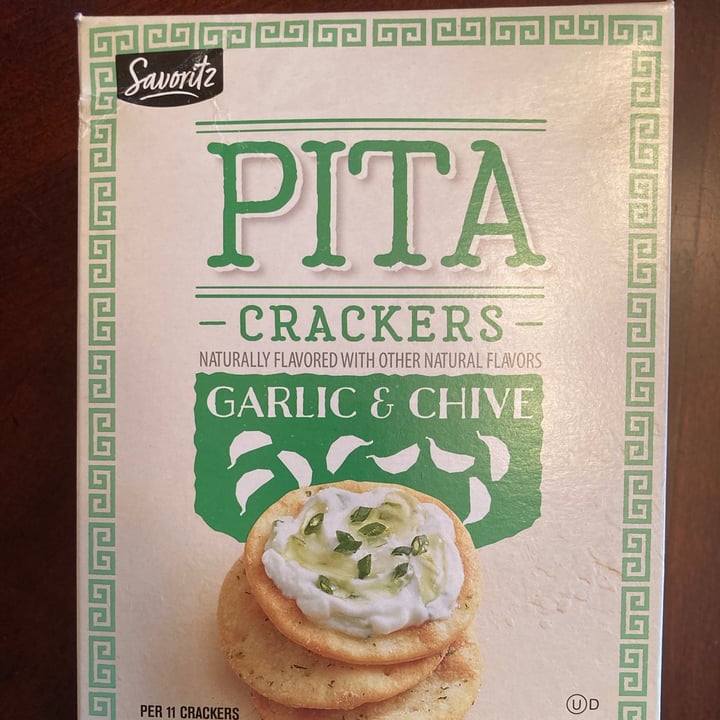 Savoritz Garlic and Chive Pita Crackers Review abillion
