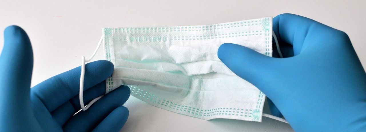 surgical face mask