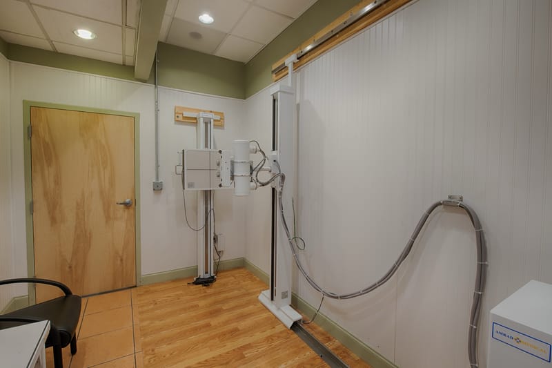 Diagnostic imaging room at Progressive Medical Center in Atlanta