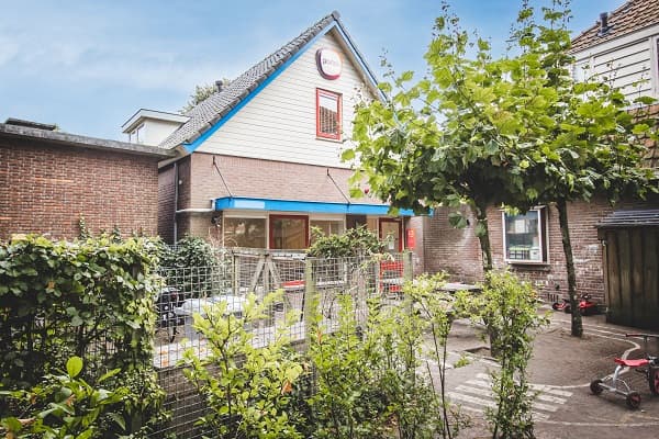 Partou KDV Blaricummerstraat 1A - Kinderdagverblijf in Huizen
