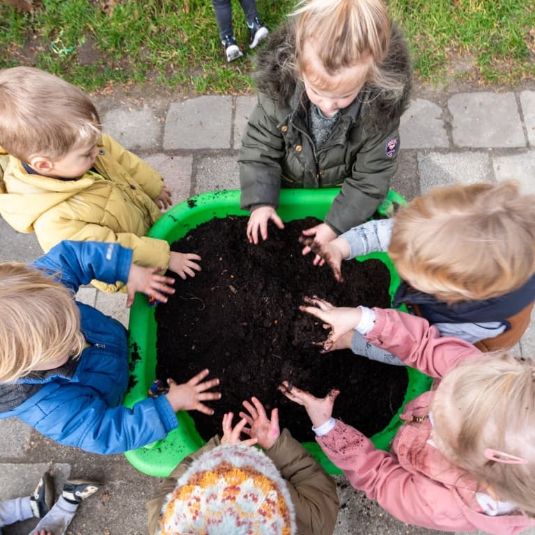 Peuteropvang Samen Spelen Blauwe School - Kinderdagverblijf in Maastricht