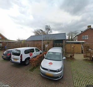 Bij het boshuisje - Image 1