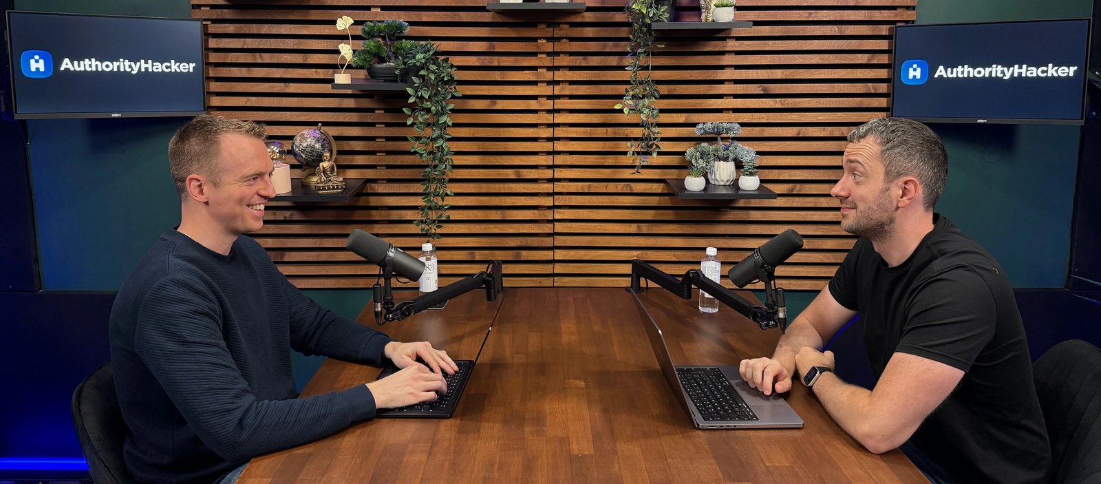 Podcast platform icon